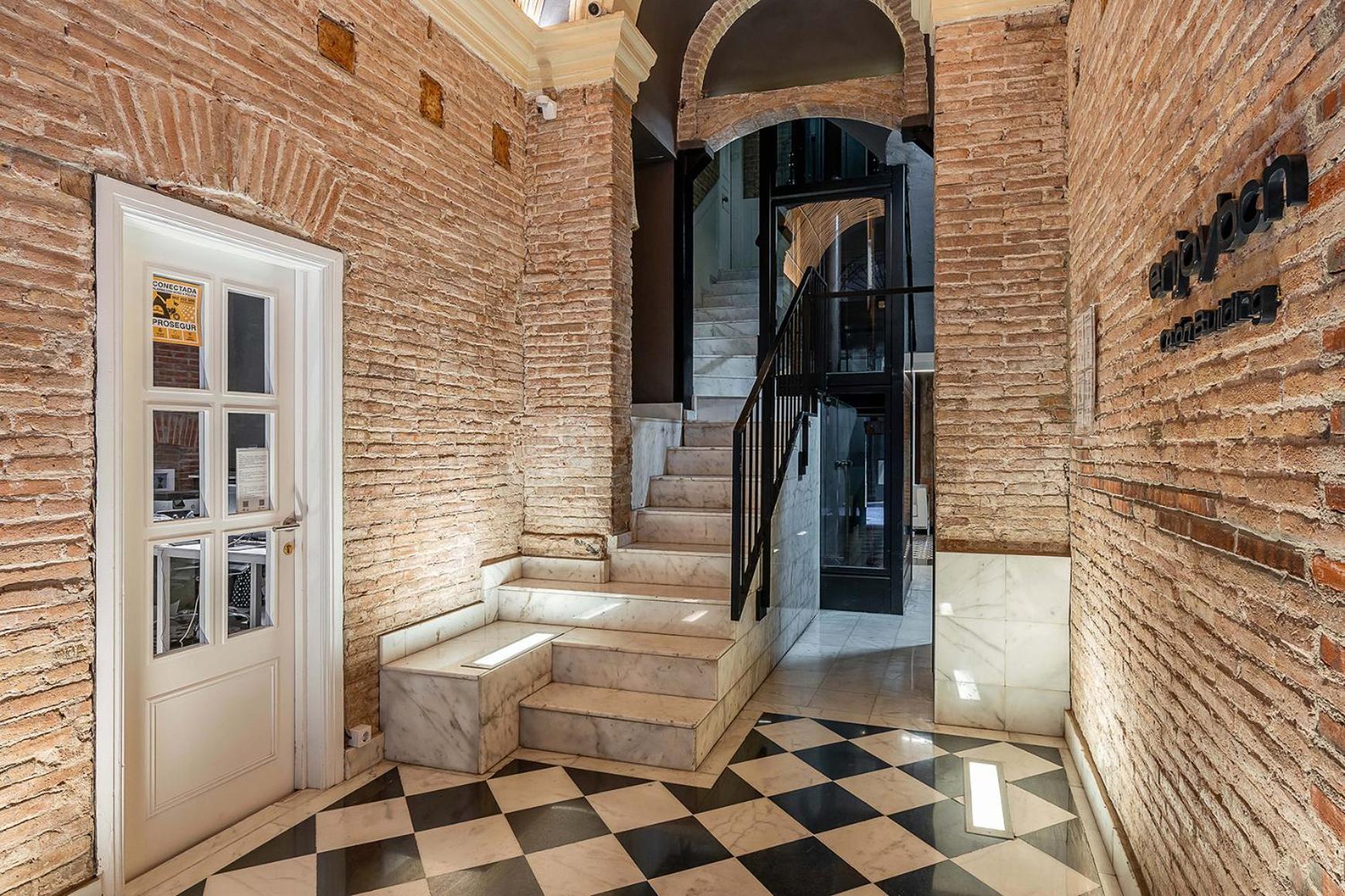 Enjoybcn Colon Apartments Barcelona Eksteriør bilde