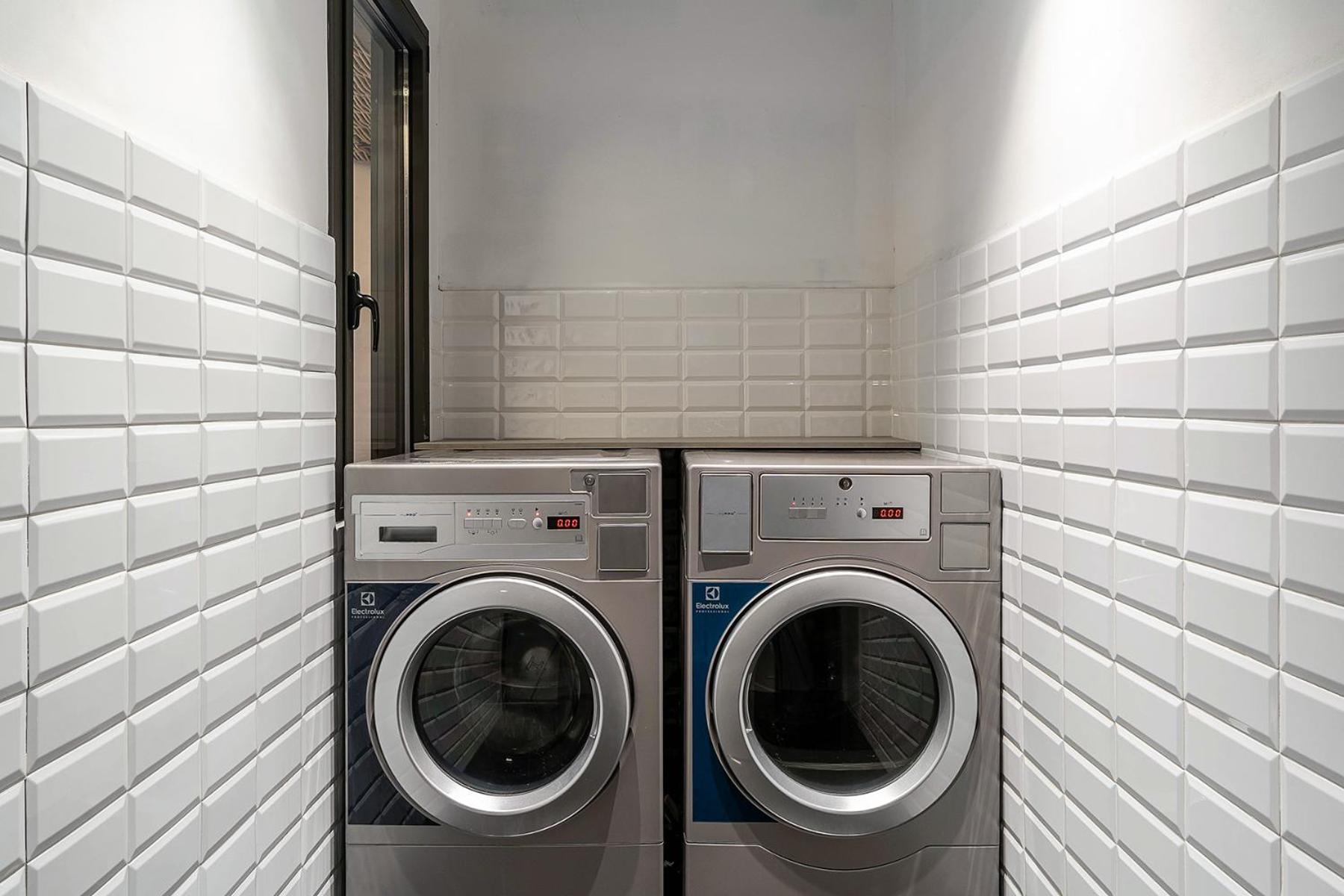 Enjoybcn Colon Apartments Barcelona Eksteriør bilde